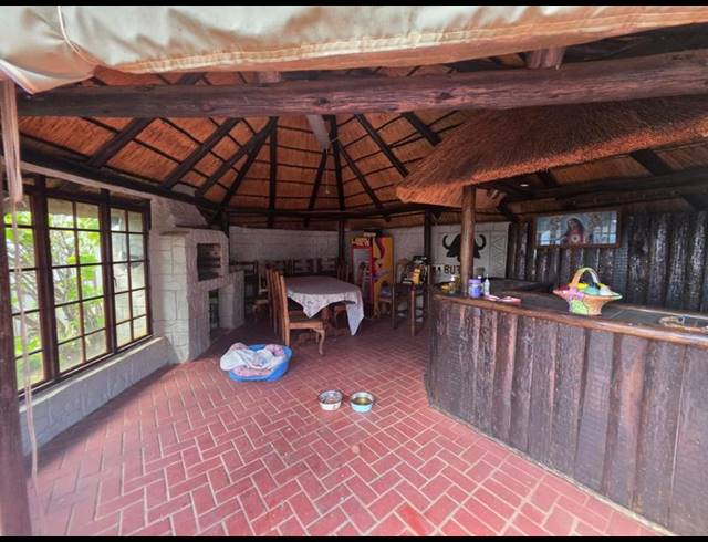 3 BEDROOM TOWNHOUSE FOR SALE IN EIKE PARK